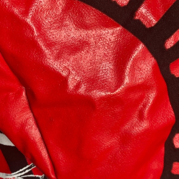 New 3X & 4X Street Fighter Lightweight Capcom Paint Chips Missing - Picture 6 of 16